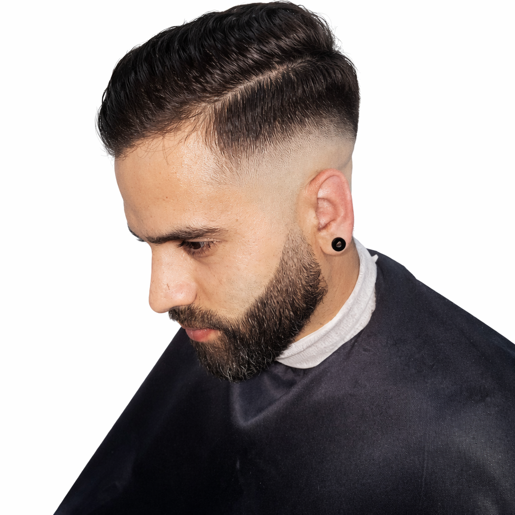Arreglo de barba moderno con estilo definido